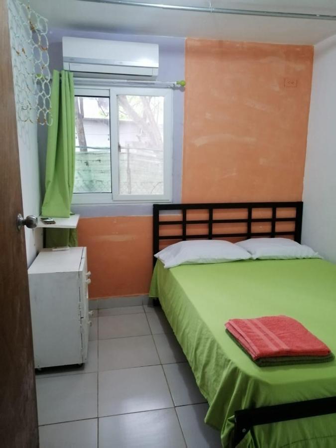 Taca Tucan Hostel Playa Blanca  Extérieur photo